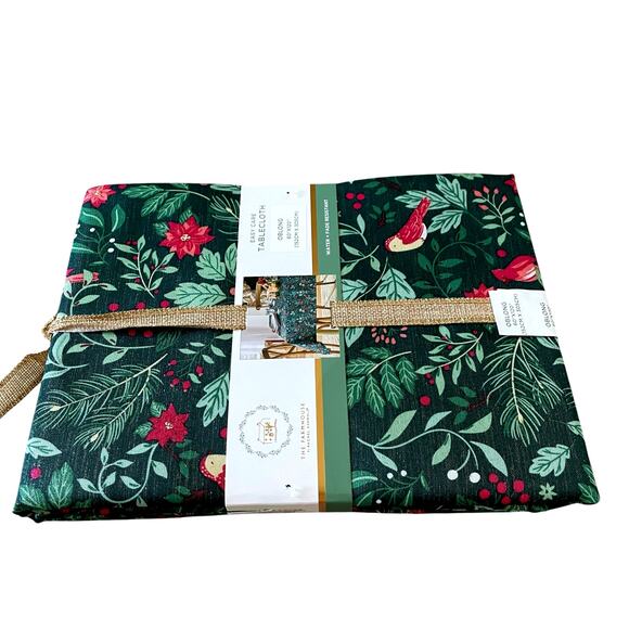 The Farmhouse Easy Care 60x120 Christmas Tablecloth Holiday Holly & Cardinals - Picture 11 of 12